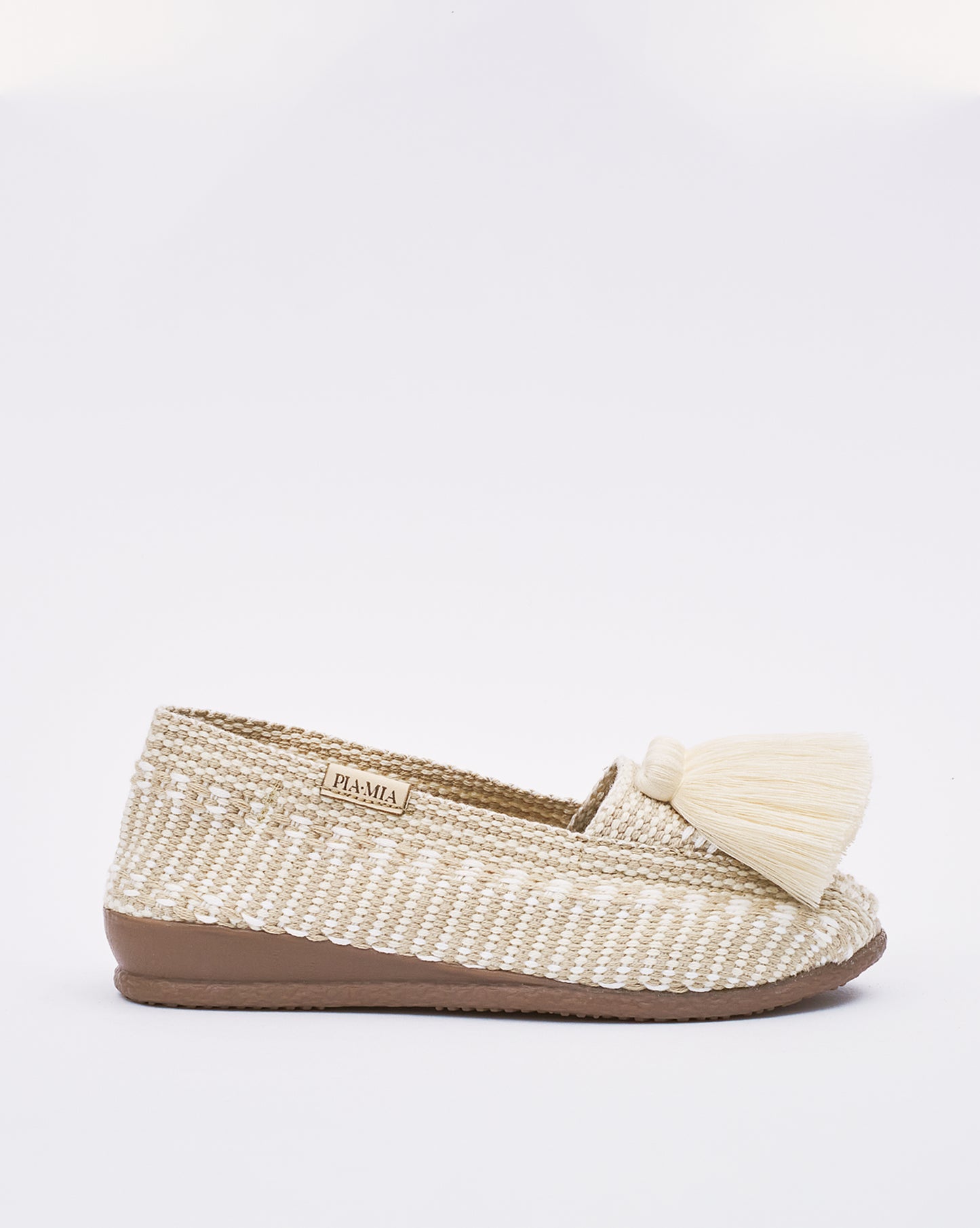 Alpargatas tejidas con pompones tallas 26-33 Daily cream KIDS