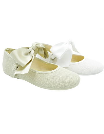 Mercedita en tela con lazo en cinta satinada Blanco