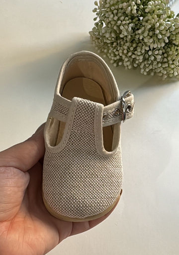 Pepitos lino liso con cierre de hebilla beige