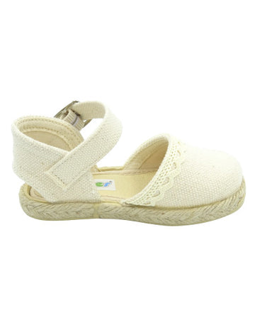 Zapatilla tipo esparteña lisas con puntillas Beige