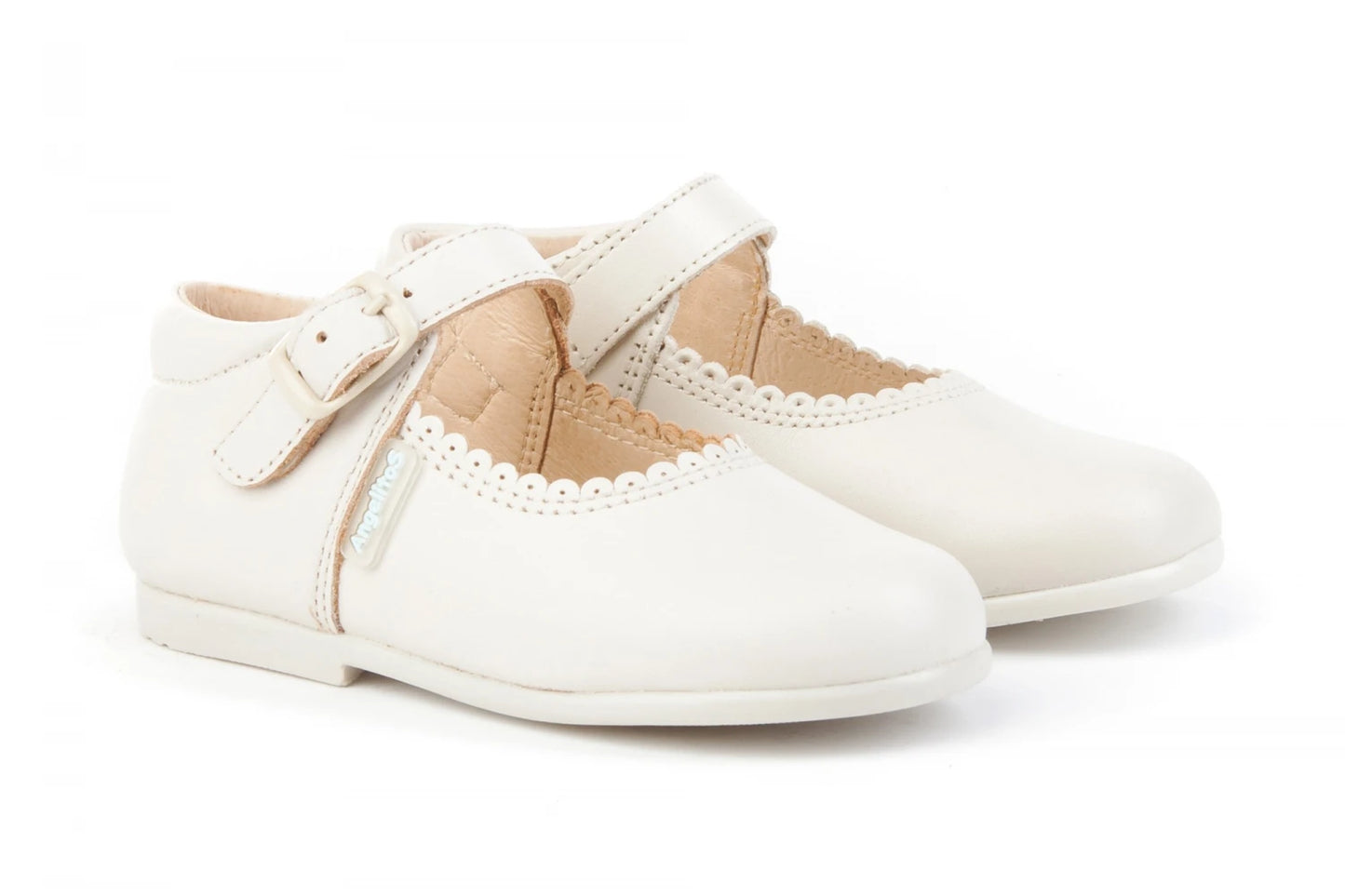Merceditas en piel con hebilla Beige